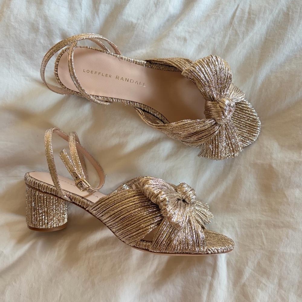 Loeffler Randall // NEW Dahlia Champagne Pleated Bow Heel